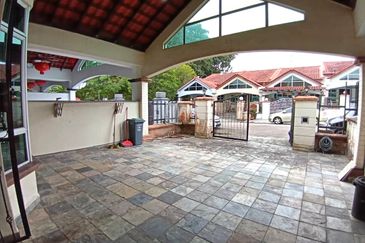 Taman Sutera Perling