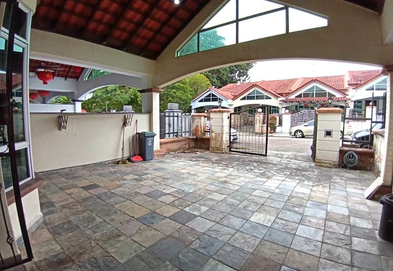 Taman Sutera Perling