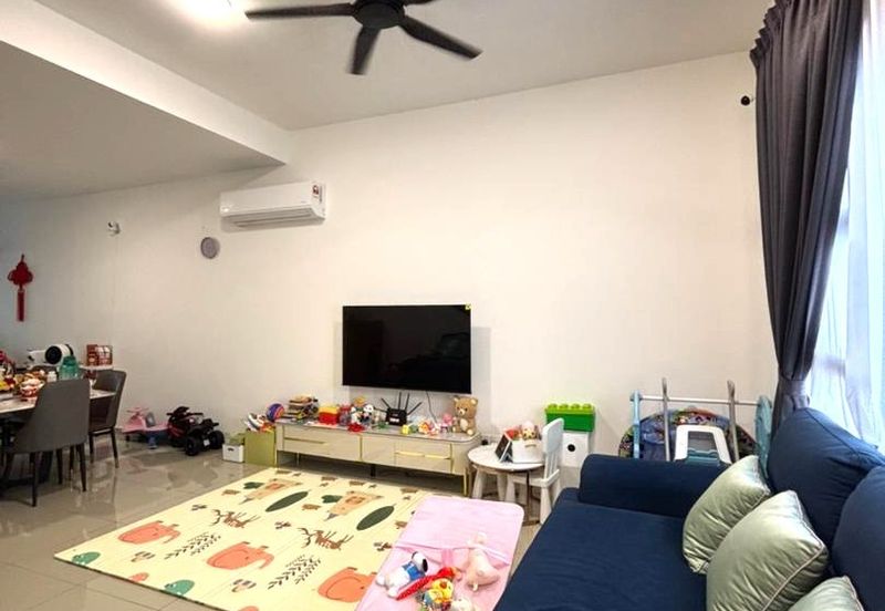 Tate Dalton @ Eco Botanic 2