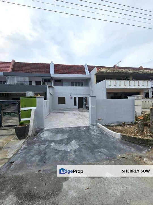 Taman Bukit Kempas, Johor, Johor Bahru