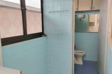 Flat Taman Ungku Tun Aminah