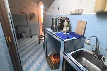 Flat Taman Ungku Tun Aminah