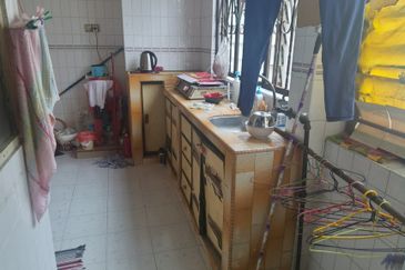 Flat Taman Ungku Tun Aminah