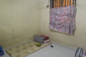 Flat Taman Ungku Tun Aminah
