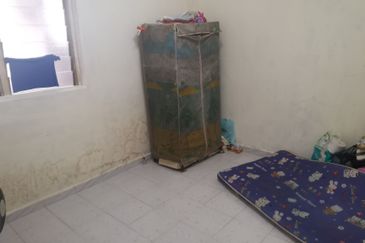 Flat Taman Ungku Tun Aminah