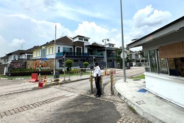 Taman Impian Emas