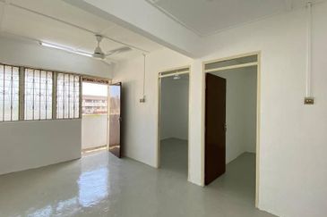 Flat Taman Ungku Tun Aminah