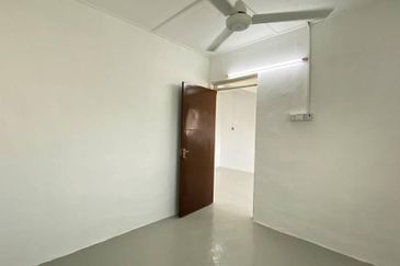 Flat Taman Ungku Tun Aminah