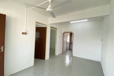 Flat Taman Ungku Tun Aminah