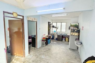 Flat Taman Ungku Tun Aminah