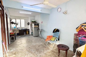 Flat Taman Ungku Tun Aminah