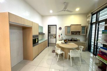 Taman Impian Heights