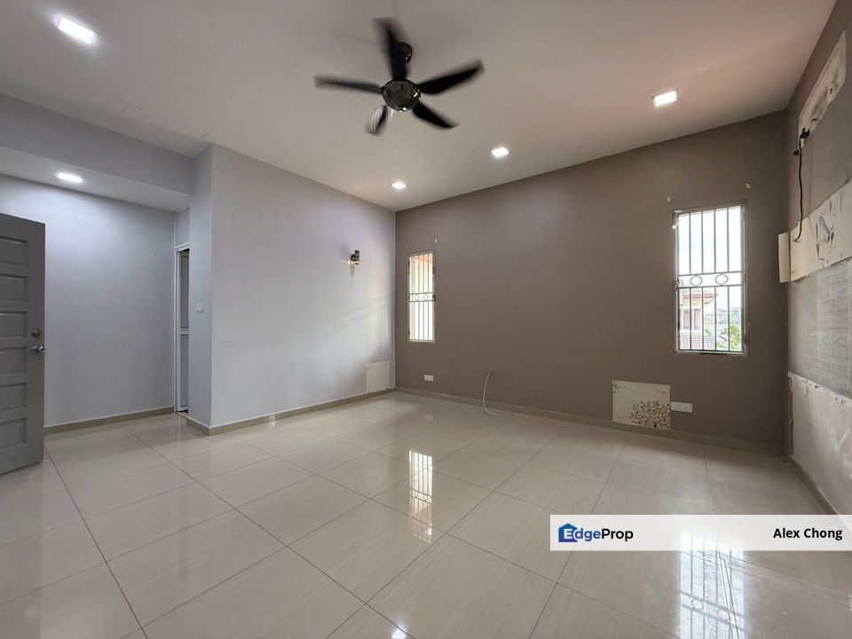 Rawang Taman Anggun 1 ,semi -D Cluster, Selangor, Rawang