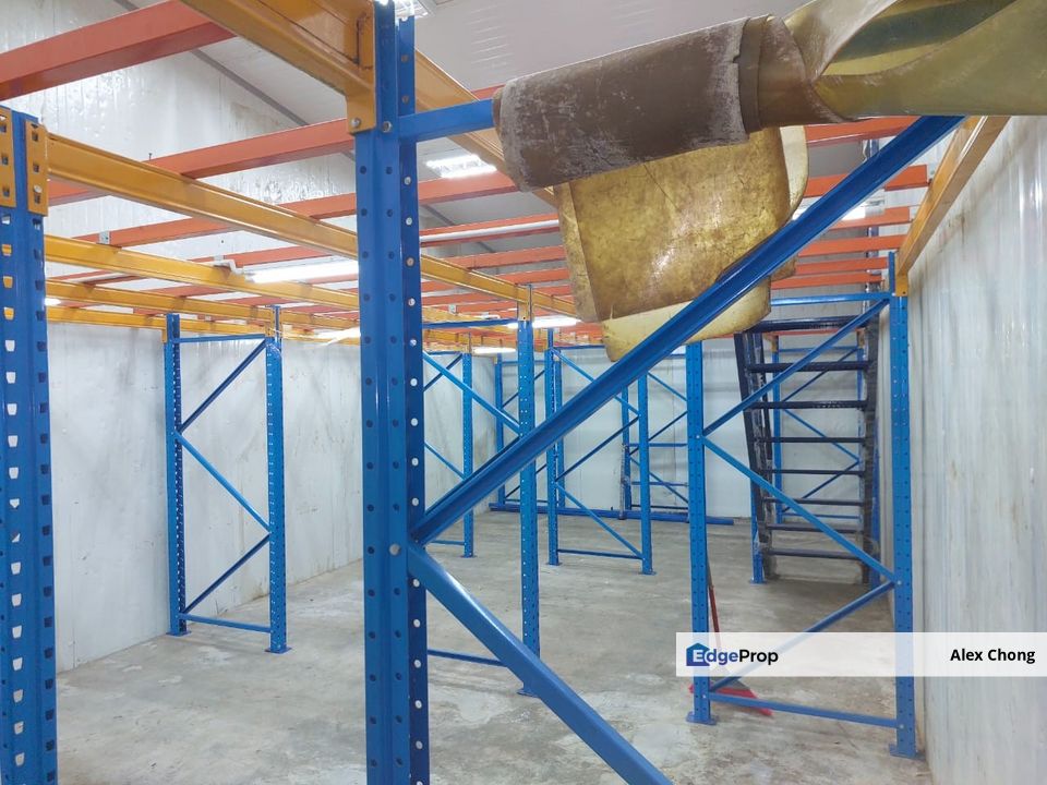 selayang utama 1.5 story  factory, Selangor, Selayang