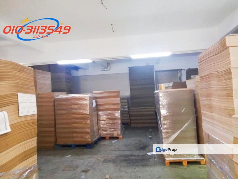 Shop 4 Storey (rent whole) @ Taman Cahaya, Ampang, Selangor, Ampang