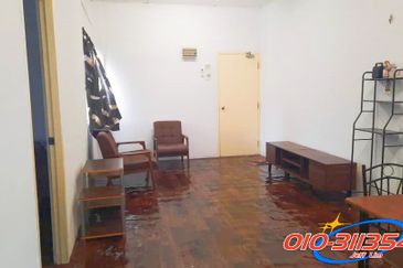 Puchong Utama Court 2