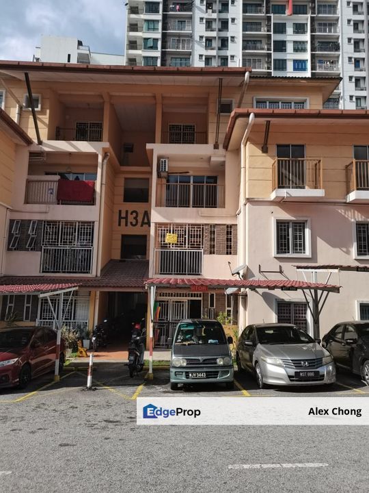 selayang heights townvilla, Selangor, Selayang