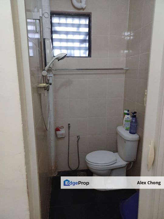 FOR SALE TAMAN SETIA RAWANG SELANGOR , GROUND FLOOR apartment, Selangor, Rawang