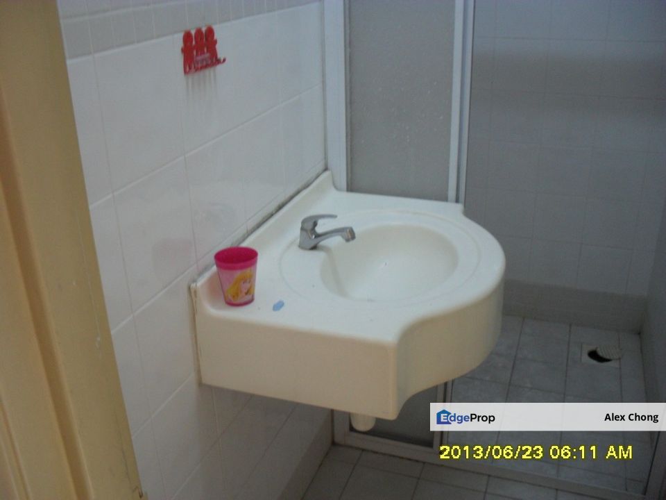  FOR RENT SELAYANG High amdari duplex, Selangor, Selayang