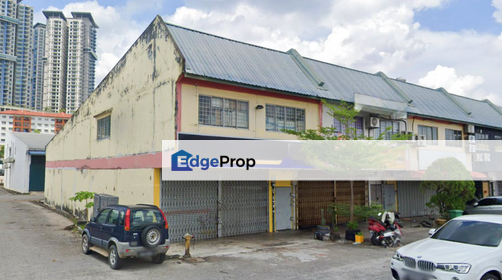 WTB -pf8- looking Kinrara Puchong area to Buy factory, Selangor, Puchong