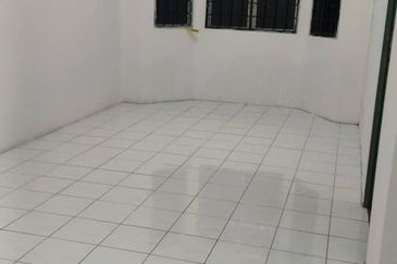 FOR SALE , Damansara Damai ,  Impian apartment