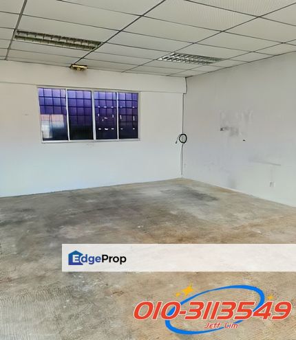 Factory 1.5 Storey @ Taman Perindustrian Puchong Utama, Selangor, Puchong