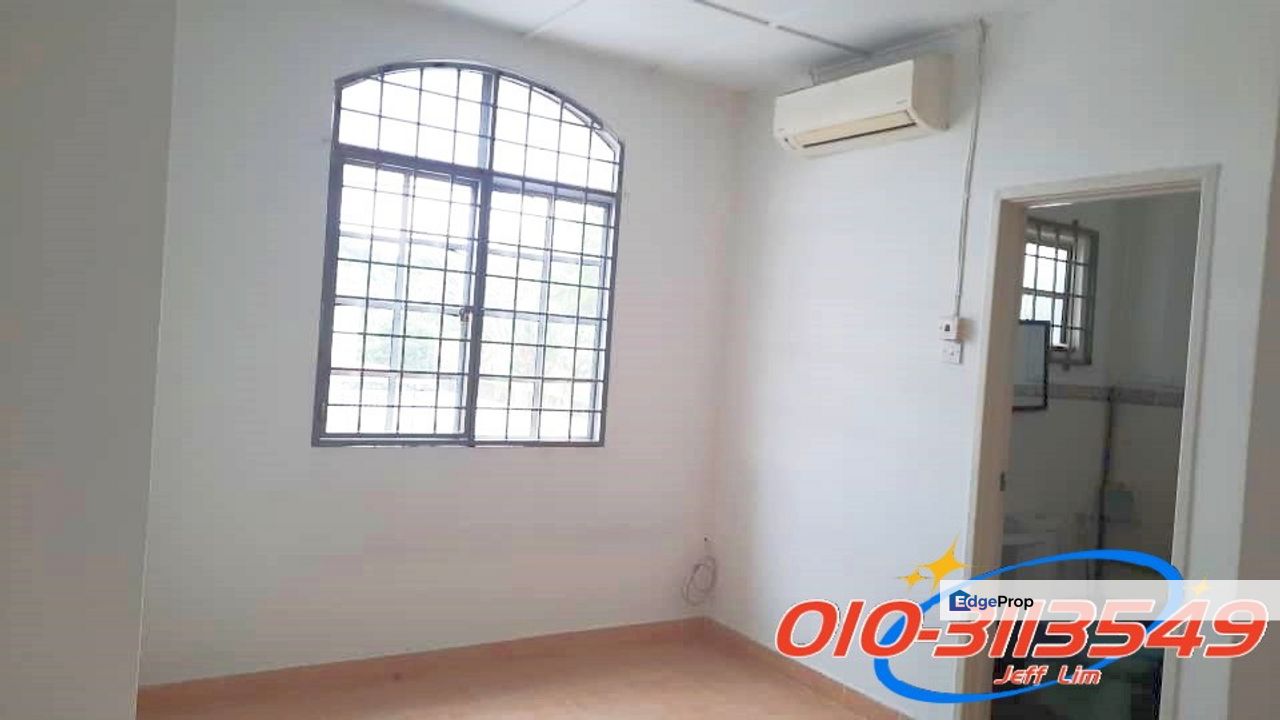House 2 Storey @ Renovated Furnished @ Bandar Bukit Puchong, Selangor, Puchong