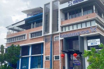 i32 Puchong Industrial Park