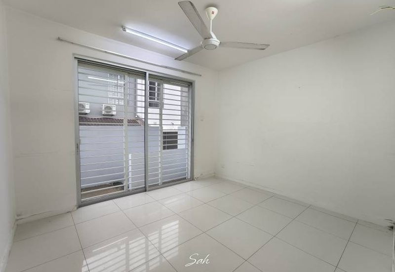 Fairfield Residences, Tropicana Heights