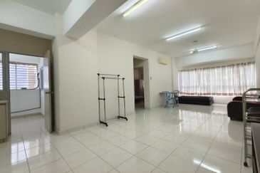 The Residence 1 @ Tiara East