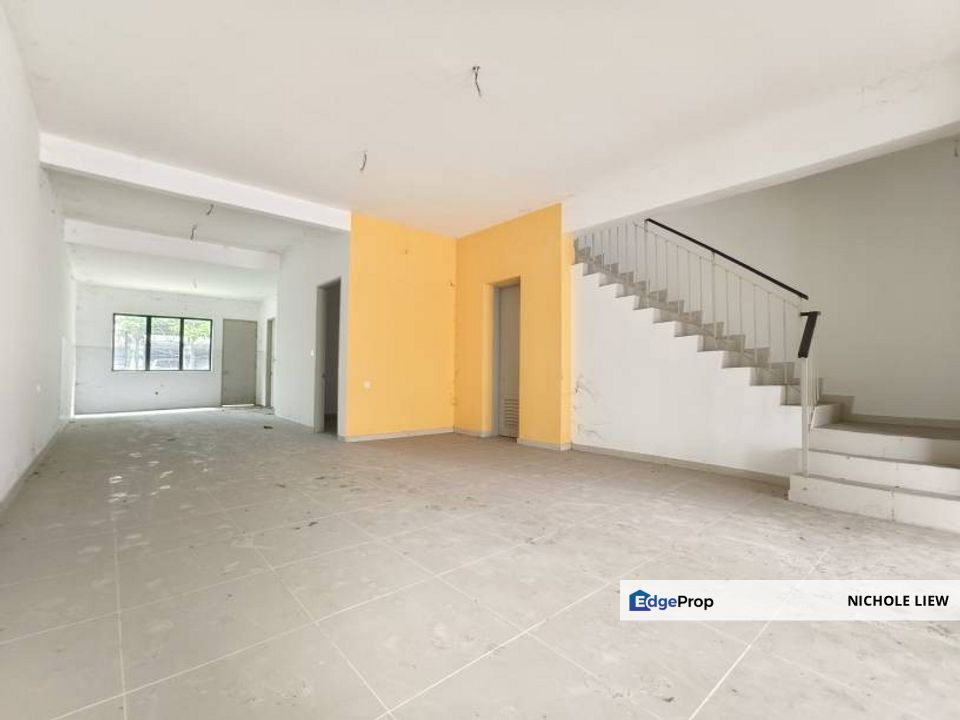 (BRAND NEW 22x80 FULL LOAN) 2 STOREY @ TAMAN SEMENYIH MEWAH, Selangor, Semenyih