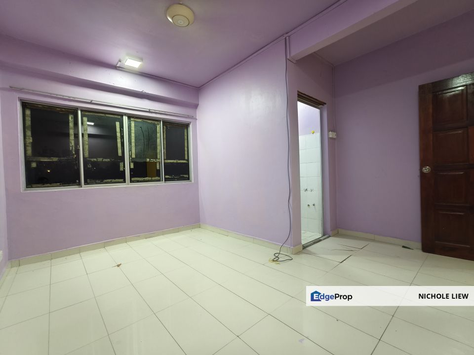 (FULL LOAN + CHEAPEST) ANGGERIK VILLA APARTMENT, Selangor, Semenyih