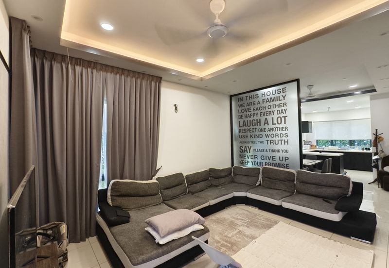 Country Garden Diamond City