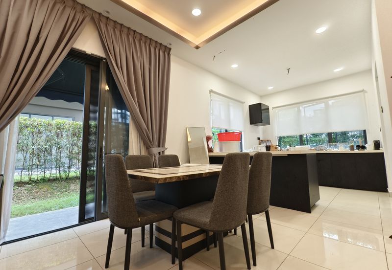 Country Garden Diamond City