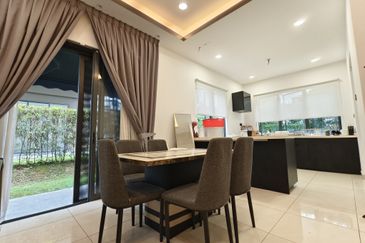 Country Garden Diamond City