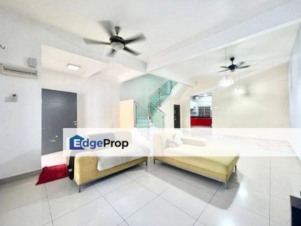 (FULL LOAN + FULLY RENOVATED) 2 STOREY @ SEMENYIH PARKLANDS, Selangor, Semenyih