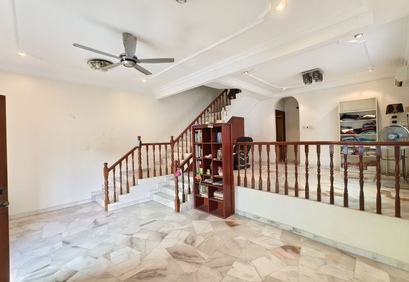 SL7, Bandar Sungai Long