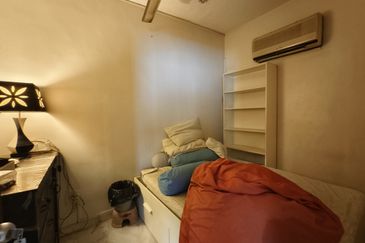 SL7, Bandar Sungai Long