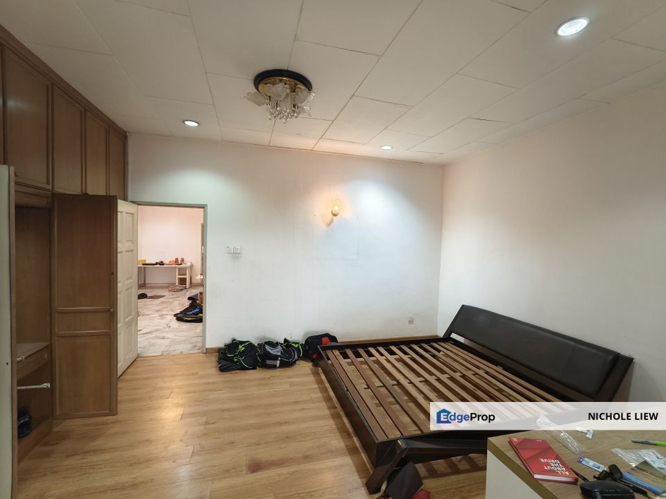 (RENOVATED 22x75 FULL LOAN) 2 STOREY @ TAMAN BUKIT MEWAH, Selangor, Kajang