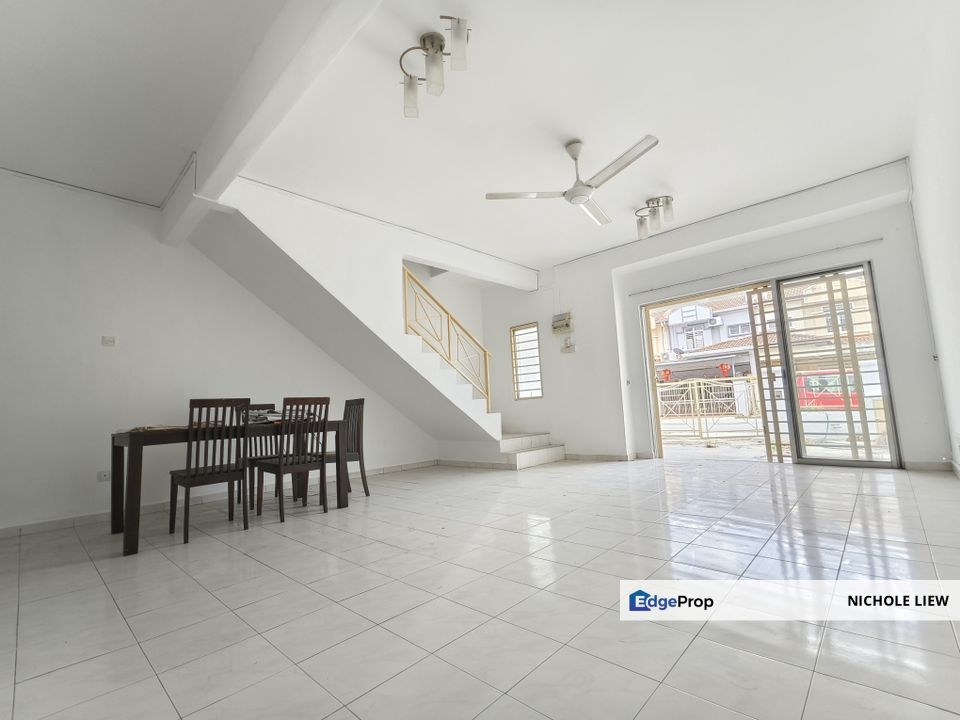 (MRT STATION + FULL LOAN) 2 STOREY HOUSE @ TAMAN SERI EMAS, KAJANG, Selangor, Kajang