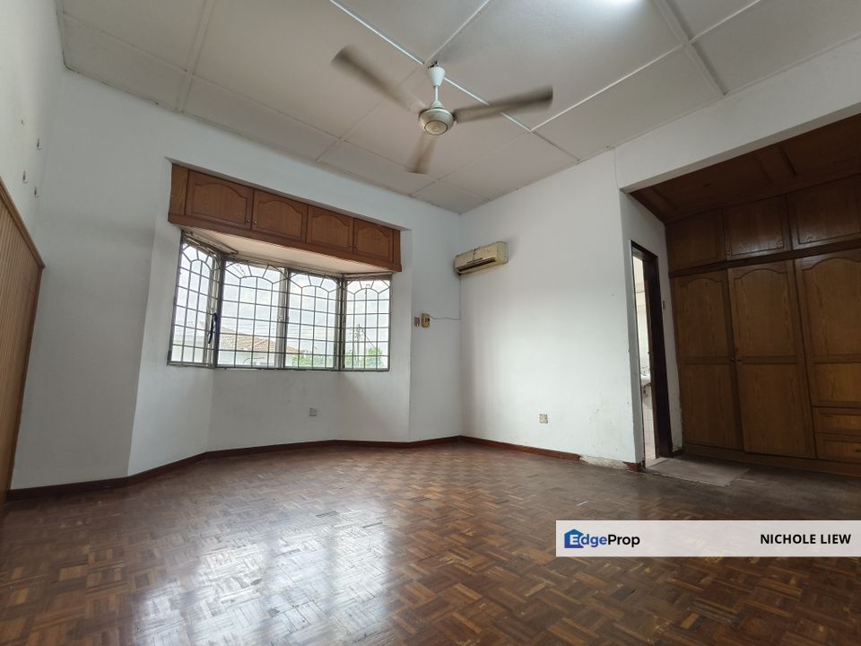(FULL LOAN + FULLY EXTENDED) 2 STOREY HOUSE @ TAMAN KAJANG MEWAH, Selangor, Kajang