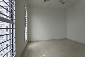 Ascotte Boulevard Condominium