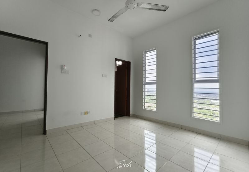 Ascotte Boulevard Condominium