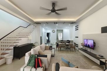 Cradleton @ Eco Majestic