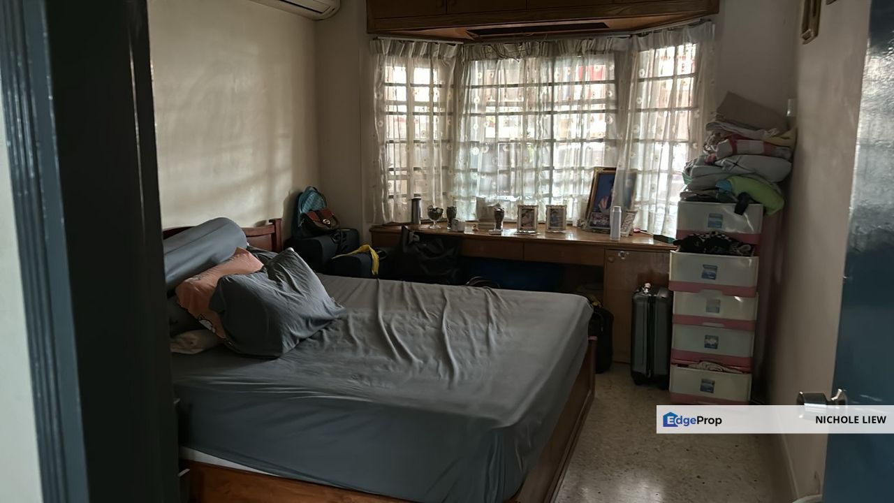 (FULL LOAN + FULLY EXTENDED) 1 STOREY @ TAMAN KAJANG MEWAH, Selangor, Kajang