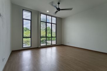 Kajang East - Precinct 1 (fasa 3b)