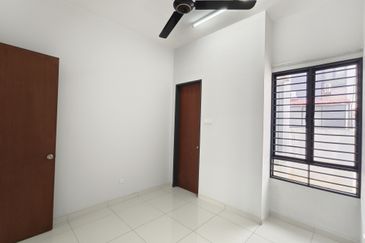 Kajang East - Precinct 1 (fasa 3b)