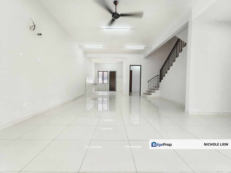 (FULL LOAN 22x75 FACING OPEN) 2 STOREY @ KAJANG EAST, Selangor, Semenyih