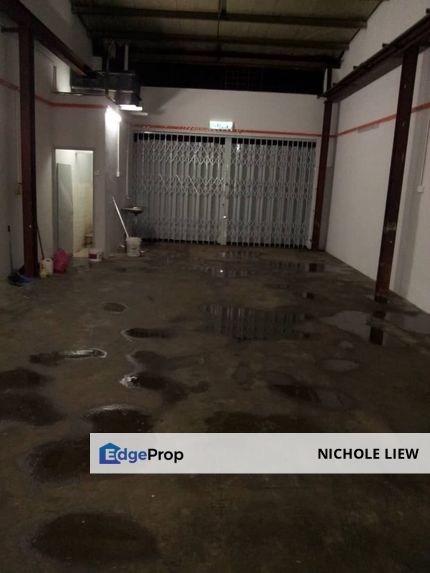 1.5 STOREY LINK FACTORY @ TAMAN PERINDUSTRIAN SELESA JAYA, BALAKONG, Selangor, Balakong