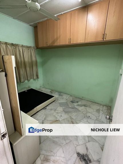 (FULLY EXTENDED) 1 STOREY @ TAMAN BERJAYA, KAJANG, Selangor, Kajang